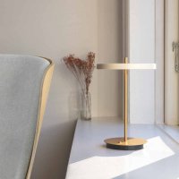 Asteria Move Pearl White - Snygg bordslampa med LED | UMAGE online hos Nortthmans.se