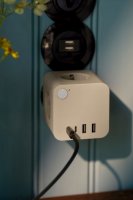 Snyggt Grenuttag i beige med USB-C, USB-A och EU-kontakt - Sladdlös - Ampie Kreafunk