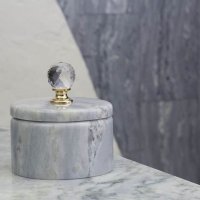 Ask av blå marmor med kristallknopp - Svensk Marmor - Northmans