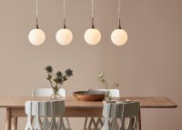 Snygg avlång lampa perfekt över matbordet eller köksön!| Markslöjd online hos Northmans.se