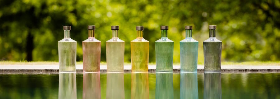 Paveau - Färgade glasflaskor för dukade bordet | Online hos Northmans.se